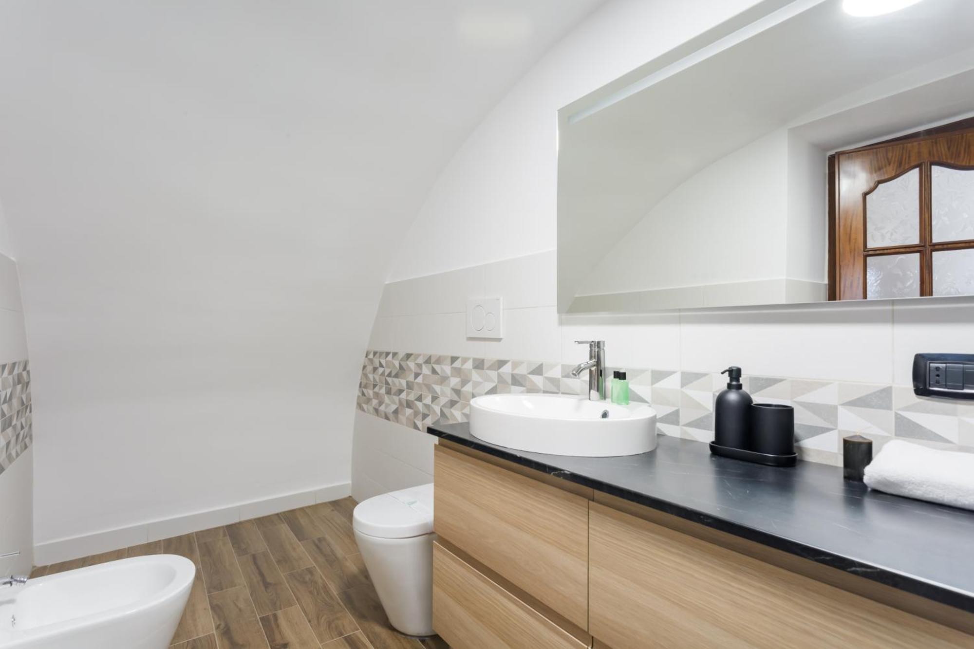 Covino House By Dimorra Apartment เนเปิลส์ ภายนอก รูปภาพ